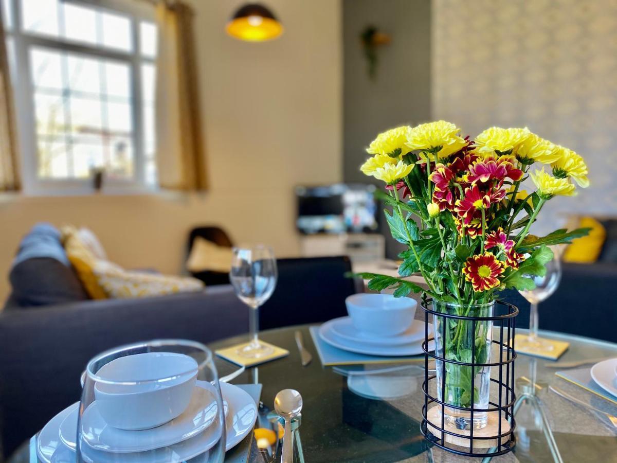 4 Single Beds Or 2 Doubles - Free Parking Spaces - Smart Tv'S - City Centre Spacious Flat Southampton Luaran gambar
