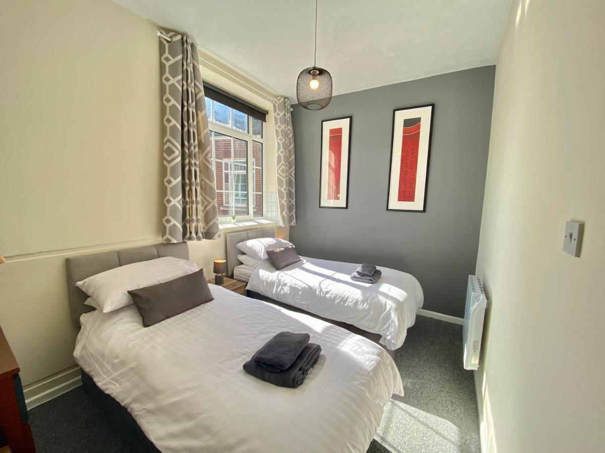 4 Single Beds Or 2 Doubles - Free Parking Spaces - Smart Tv'S - City Centre Spacious Flat Southampton Luaran gambar